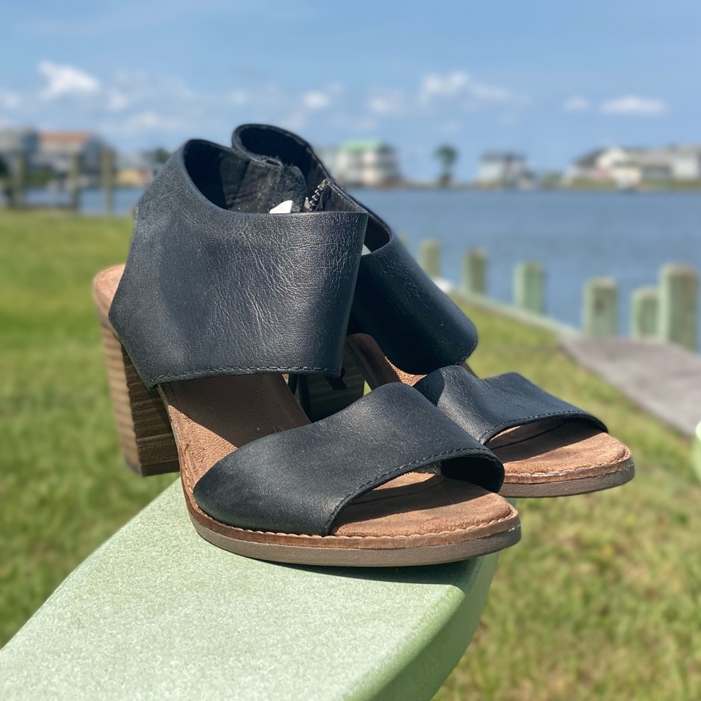 Toms Majorca Sandals Heel Black Leather